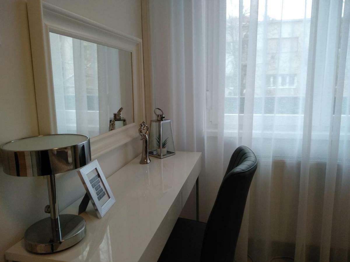 Pannónia Luxury Apartman with WIFI&Balcony Budapest Exterior foto